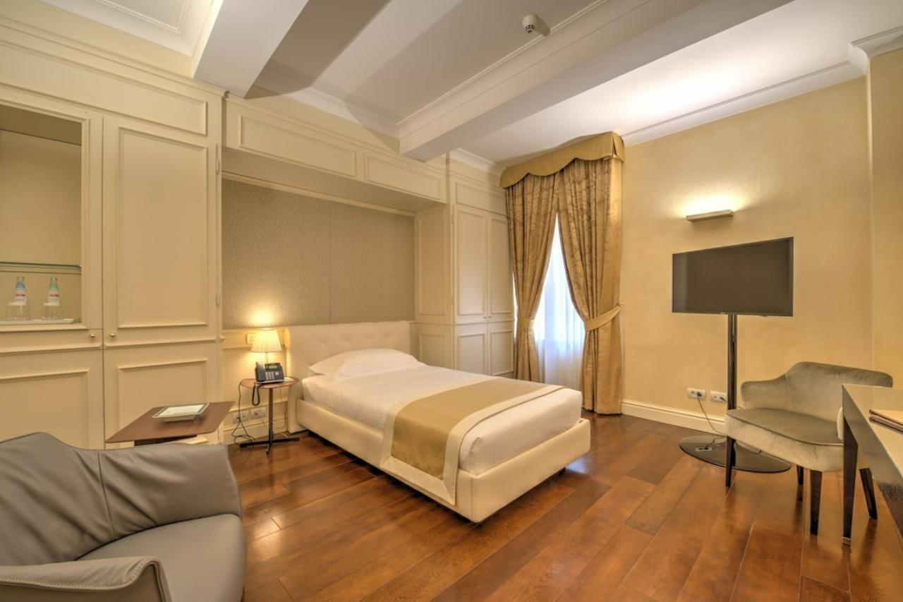 Hotel Rua Frati 48 In San Francesco Modena Exteriör bild
