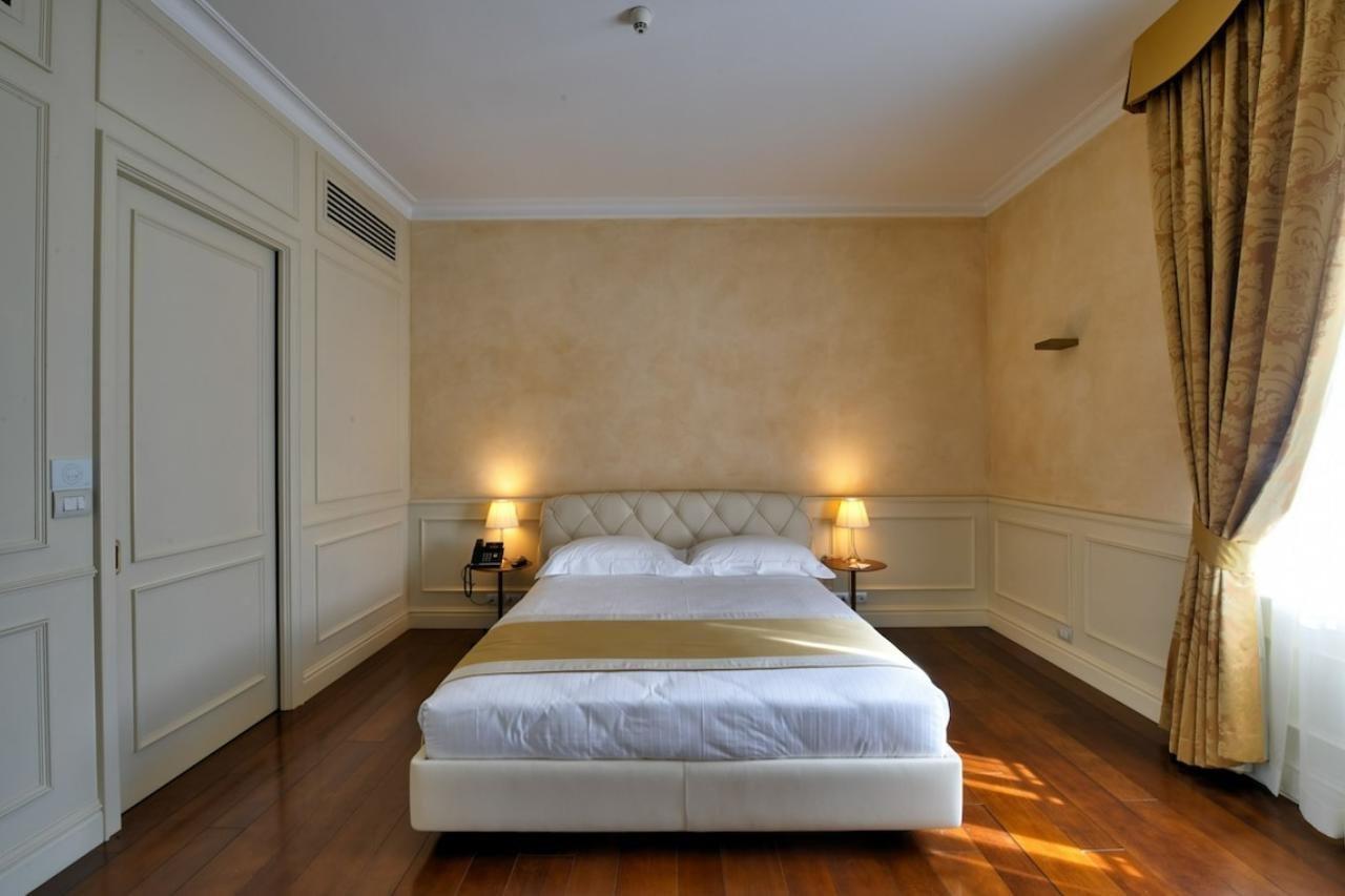 Hotel Rua Frati 48 In San Francesco Modena Exteriör bild