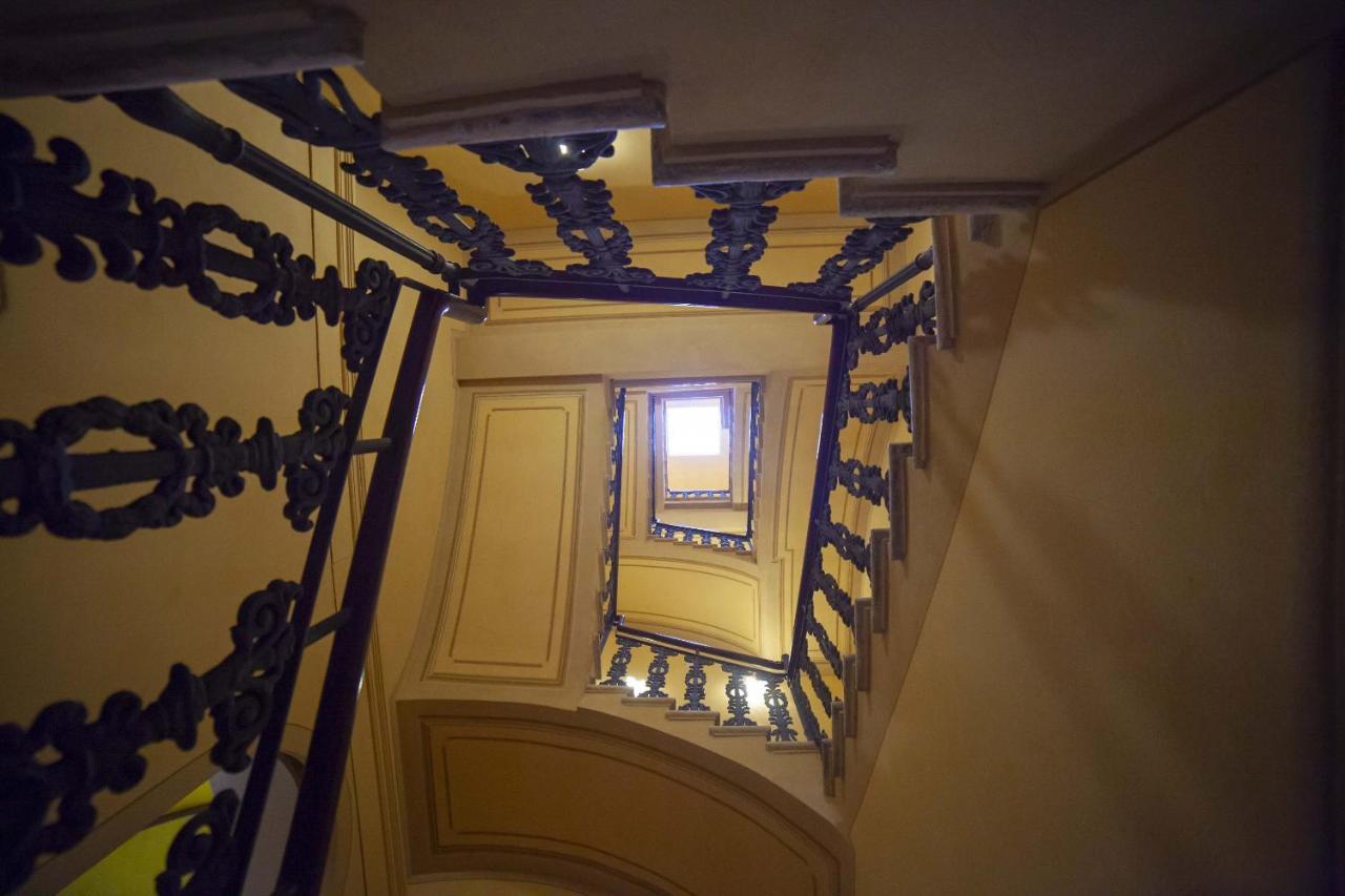 Hotel Rua Frati 48 In San Francesco Modena Exteriör bild