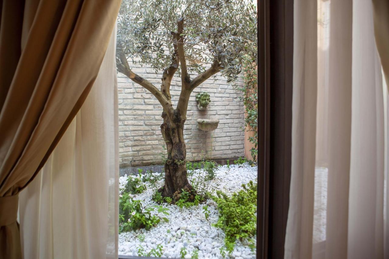 Hotel Rua Frati 48 In San Francesco Modena Exteriör bild