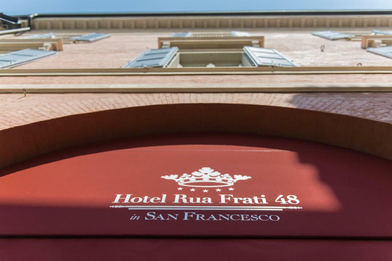 Hotel Rua Frati 48 In San Francesco Modena Exteriör bild