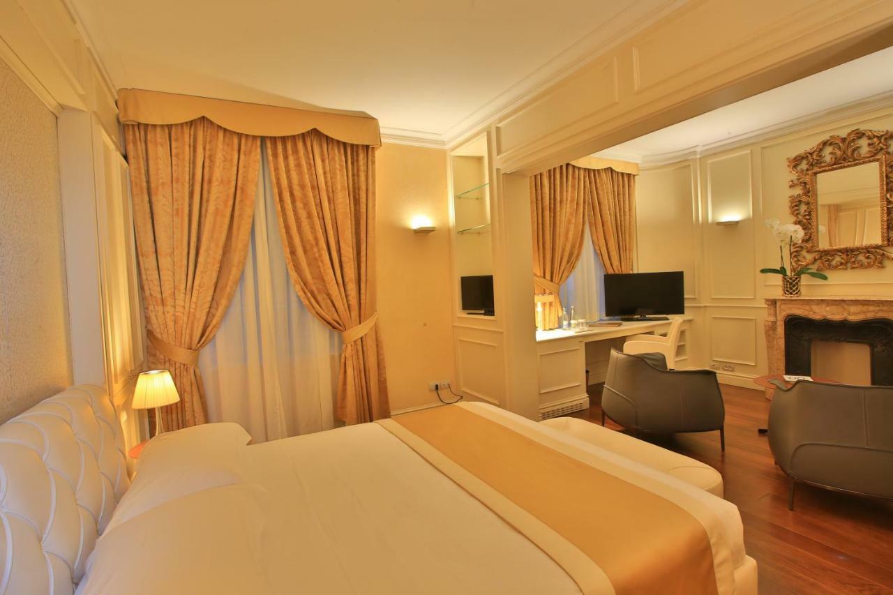 Hotel Rua Frati 48 In San Francesco Modena Rum bild